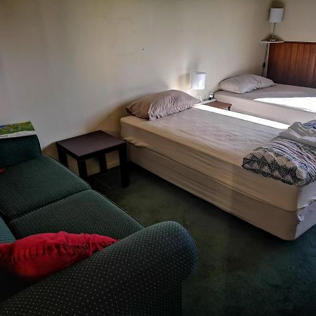 Mountain Jade Backpackers,Private Rooms & Studios Хокитика Екстериор снимка