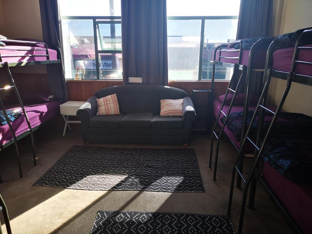 Mountain Jade Backpackers,Private Rooms & Studios Хокитика Екстериор снимка
