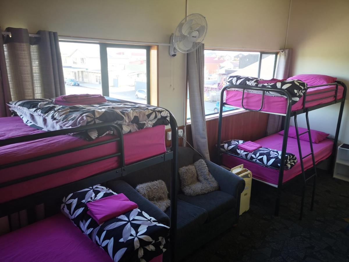 Mountain Jade Backpackers,Private Rooms & Studios Хокитика Екстериор снимка