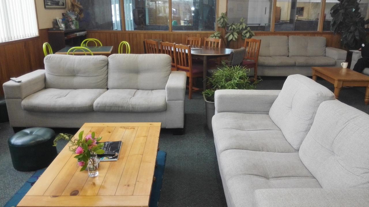 Mountain Jade Backpackers,Private Rooms & Studios Хокитика Екстериор снимка