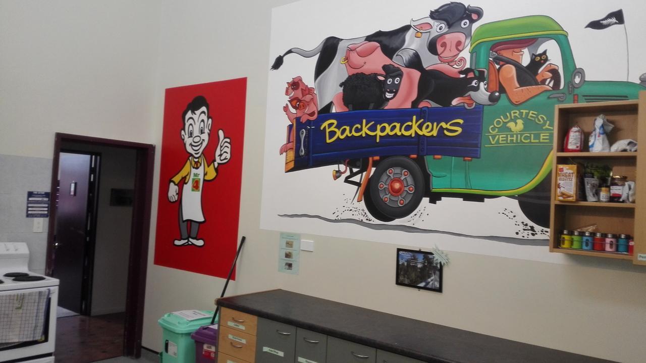 Mountain Jade Backpackers,Private Rooms & Studios Хокитика Екстериор снимка